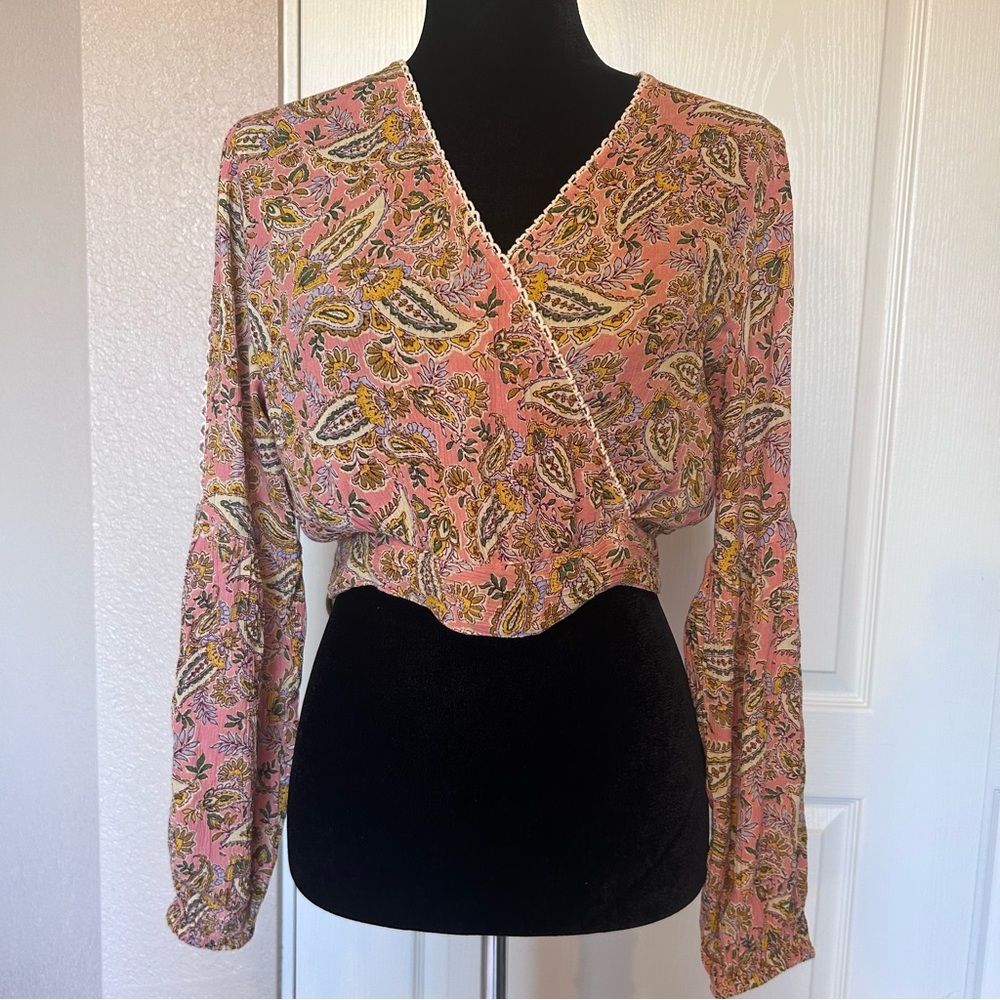 Patrons of Peace Pink with‎ Paisley Print Boho Crop Blouse Size Small